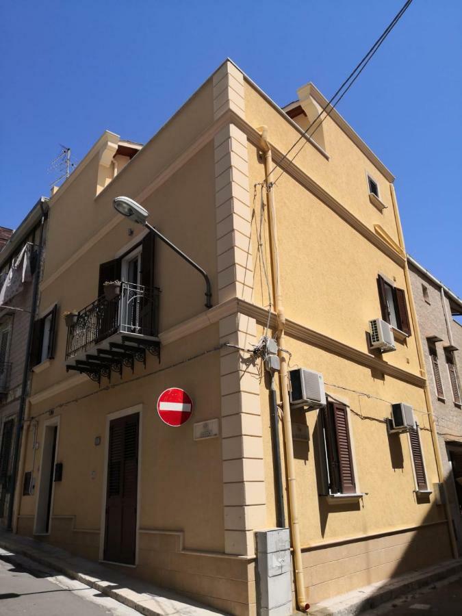 Canale Rooms E Apartments Casteldaccia Exterior photo